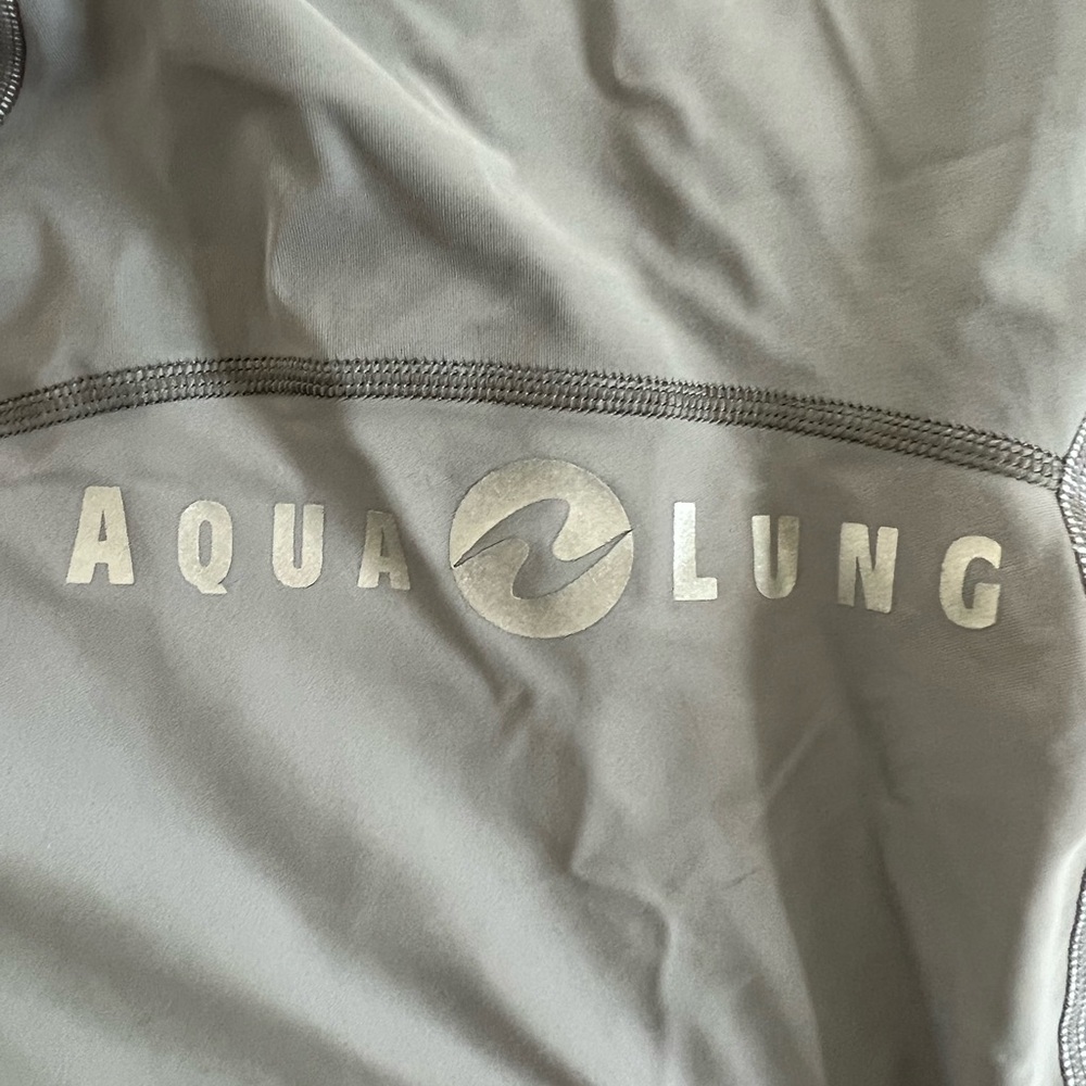 Aqualung Rash Guard - Picture 4 of 6